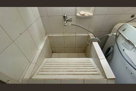 Apartamento à venda com 77m², 2 quartos e 2 vagasÁrea de Serviço