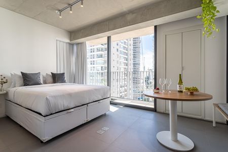 Studio para alugar com 30m², 1 quarto e sem vaga Studio para alugar com 30m², 1 quarto e sem vagaStudio