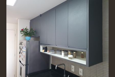 Apartamento à venda com 57m², 2 quartos e 1 vagaFoto 01