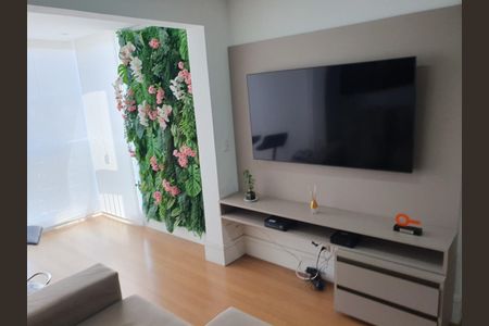 Foto 01 de apartamento à venda com 2 quartos, 57m² em Parque Reboucas, São Paulo