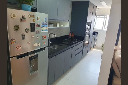 Apartamento à venda com 57m², 2 quartos e 1 vagaFoto 01