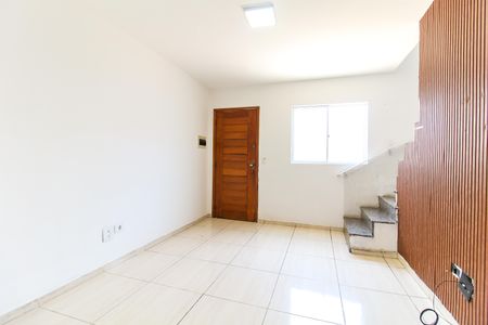 Sala de casa de condomínio à venda com 2 quartos, 98m² em Itaquera, São Paulo