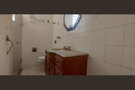 Casa para alugar com 480m², 6 quartos e 3 vagasBanheiro