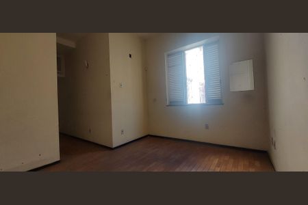 Casa para alugar com 480m², 6 quartos e 3 vagasQuarto