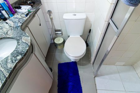 Apartamento à venda com 48m², 2 quartos e 1 vagaBanheiro Social