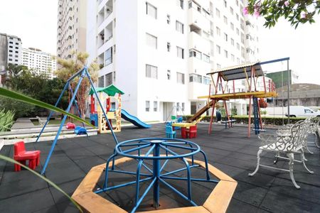 Apartamento à venda com 48m², 2 quartos e 1 vagaÁrea comum - Playground