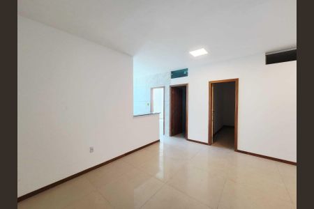 Sala de apartamento para alugar com 2 quartos, 60m² em Novo Riacho, Contagem