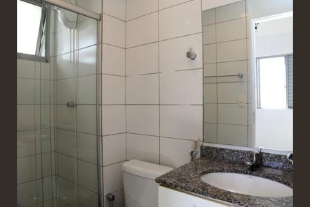 Apartamento à venda com 68m², 3 quartos e 2 vagasBanheiro da Suíte