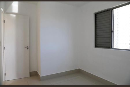 Apartamento à venda com 68m², 3 quartos e 2 vagasQuarto 2