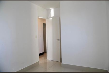 Apartamento à venda com 68m², 3 quartos e 2 vagasQuarto 2