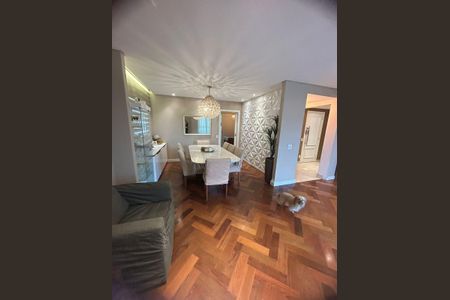 Apartamento à venda com 180m², 3 quartos e 3 vagasSala