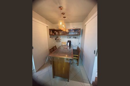 Apartamento à venda com 180m², 3 quartos e 3 vagasSala