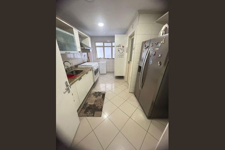 Apartamento à venda com 180m², 3 quartos e 3 vagasCozinha