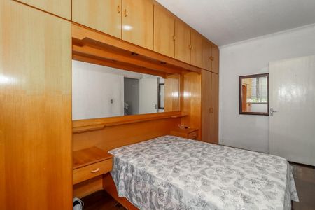 Quarto de apartamento para alugar com 2 quartos, 72m² em Jardim Sabará, Porto Alegre