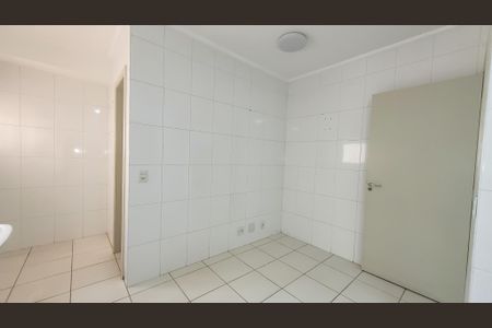 Apartamento para alugar com 137m², 4 quartos e 3 vagas Apartamento para alugar com 137m², 4 quartos e 3 vagasLavanderia