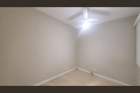 Apartamento para alugar com 137m², 4 quartos e 3 vagas Apartamento para alugar com 137m², 4 quartos e 3 vagasSuíte 2