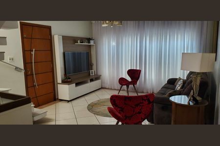 Casa à venda com 3 quartos, 180m² em Vila Alzira, Santo André