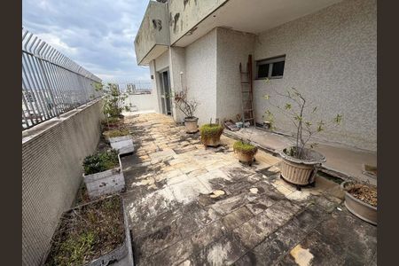 Apartamento à venda com 155m², 4 quartos e sem vaga