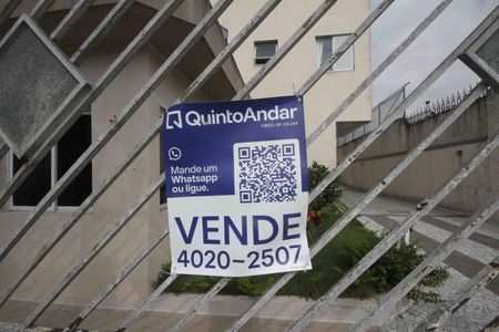 Casa de condomínio à venda com 63m², 3 quartos e 2 vagasplaca