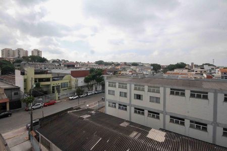 Casa de condomínio à venda com 63m², 3 quartos e 2 vagasVista