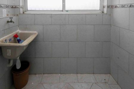 Casa de condomínio à venda com 63m², 3 quartos e 2 vagasÁrea de Serviço