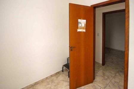 Casa de condomínio à venda com 63m², 3 quartos e 2 vagasQuarto