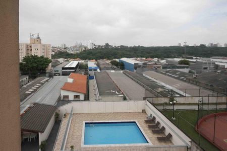 Casa de condomínio à venda com 63m², 3 quartos e 2 vagasVista