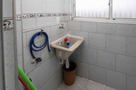 Casa de condomínio à venda com 63m², 3 quartos e 2 vagasÁrea de Serviço