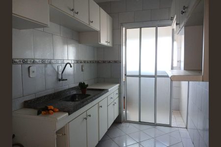 Casa de condomínio à venda com 63m², 3 quartos e 2 vagasCozinha