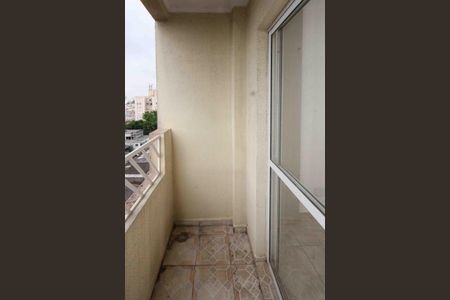 Casa de condomínio à venda com 63m², 3 quartos e 2 vagasVaranda