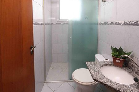 Casa de condomínio à venda com 63m², 3 quartos e 2 vagasBanheiro