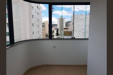 Apartamento à venda com 3 quartos, 200m² em Santo Antônio, Belo Horizonte