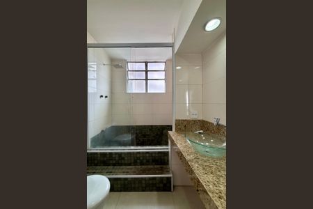 Apartamento à venda com 178m², 3 quartos e 1 vagaBanheiro social 1