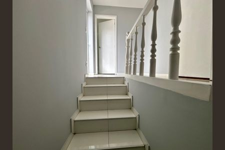 Apartamento à venda com 178m², 3 quartos e 1 vagaEscada