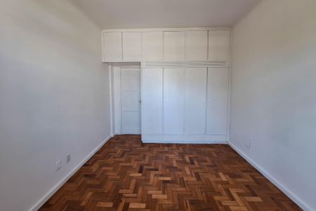 Apartamento à venda com 130m², 3 quartos e 2 vagasQuarto 1