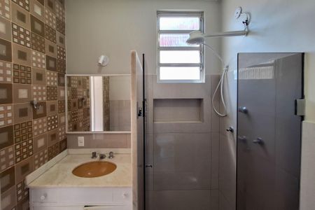 Apartamento à venda com 130m², 3 quartos e 2 vagasBanheiro da Suíte 1