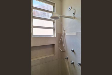 Apartamento à venda com 130m², 3 quartos e 2 vagasBanheiro da Suíte 1