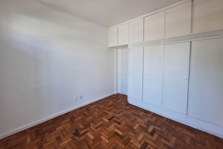 Apartamento à venda com 130m², 3 quartos e 2 vagasQuarto 1