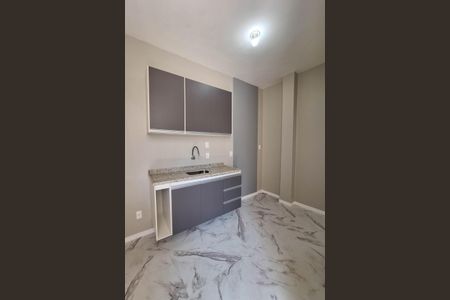Apartamento à venda com 130m², 3 quartos e 2 vagasCozinha