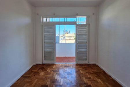 Apartamento à venda com 130m², 3 quartos e 2 vagasQuarto 1