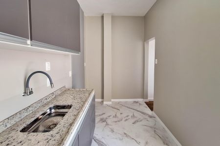 Apartamento à venda com 130m², 3 quartos e 2 vagasCozinha