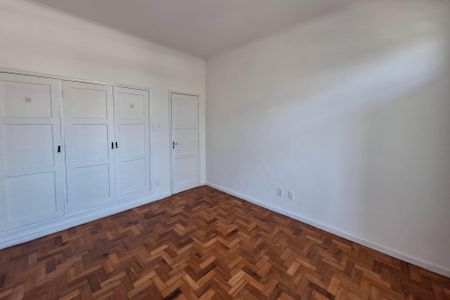 Apartamento à venda com 130m², 3 quartos e 2 vagasQuarto 2