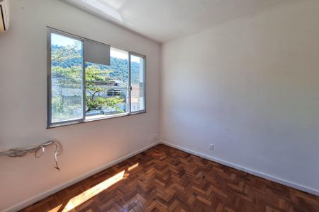 Apartamento à venda com 130m², 3 quartos e 2 vagasSuíte 1