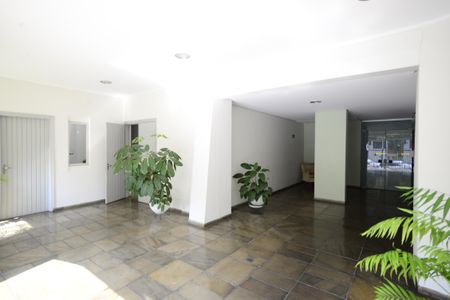 Apartamento à venda com 75m², 2 quartos e 1 vagaÁrea comum