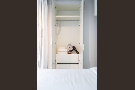 Studio para alugar com 28m², 1 quarto e sem vaga Studio para alugar com 28m², 1 quarto e sem vagaBanheiro