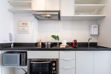 Studio para alugar com 28m², 1 quarto e sem vaga