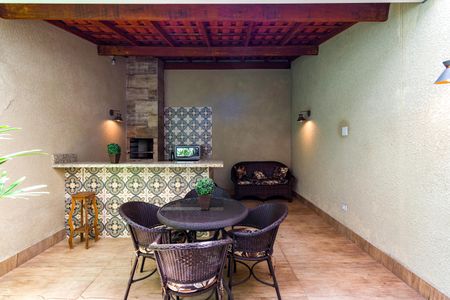 Casa à venda com 160m², 3 quartos e 2 vagas