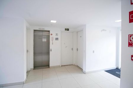 Apartamento para alugar com 65m², 3 quartos e 2 vagasHall de entrada