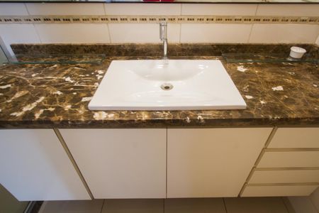 Apartamento para alugar com 78m², 3 quartos e 1 vaga Apartamento para alugar com 78m², 3 quartos e 1 vagaBanheiro Social