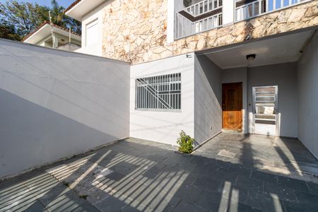Casa para alugar com 125m², 3 quartos e 3 vagas Casa para alugar com 125m², 3 quartos e 3 vagasGaragem